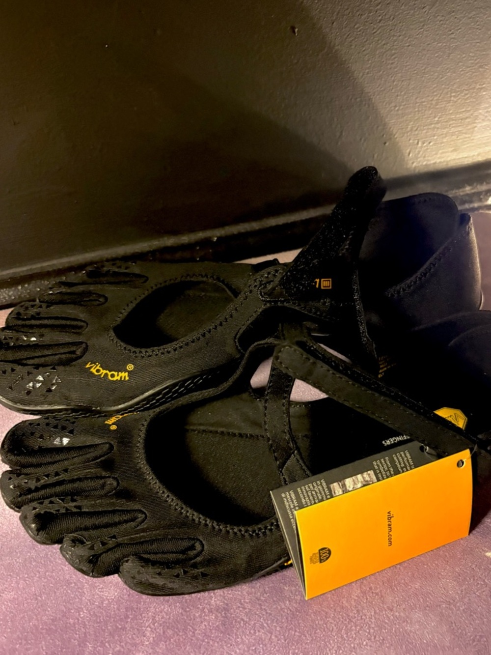 Vibram FiveFingers V-Soul Black and Brown Box - Picture 2 of 10